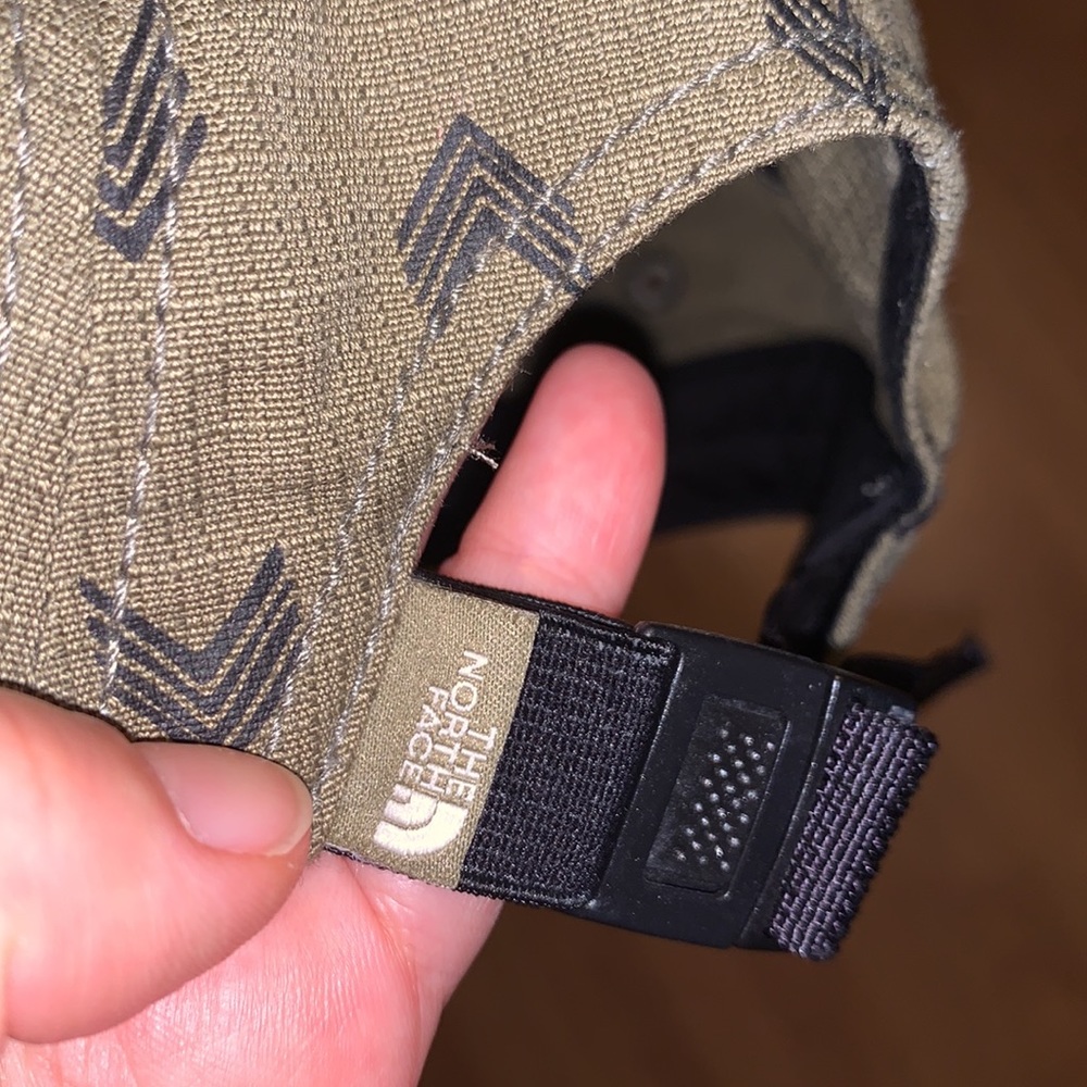 NWT The North Face Five Panel Ball Cap/ Hat, Olive Green - Picture 8 of 9